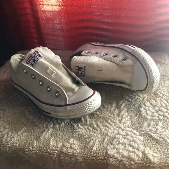 Converse - Picture 2 of 4
